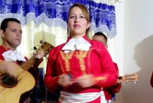 Serenatas de Mariachis voz femenina